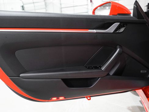 Used 2021 Porsche 911 Carrera RWD image 21