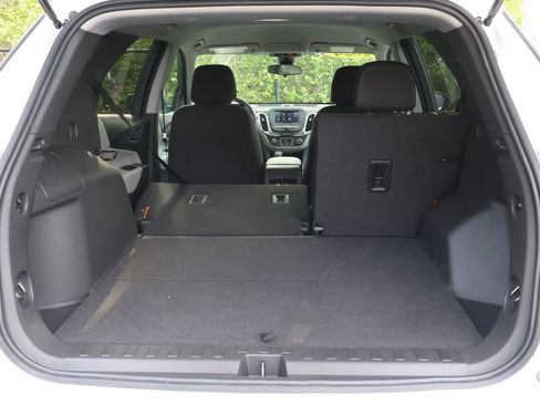 Used 2024 Chevrolet Equinox LS w/ LS Convenience Package image 49