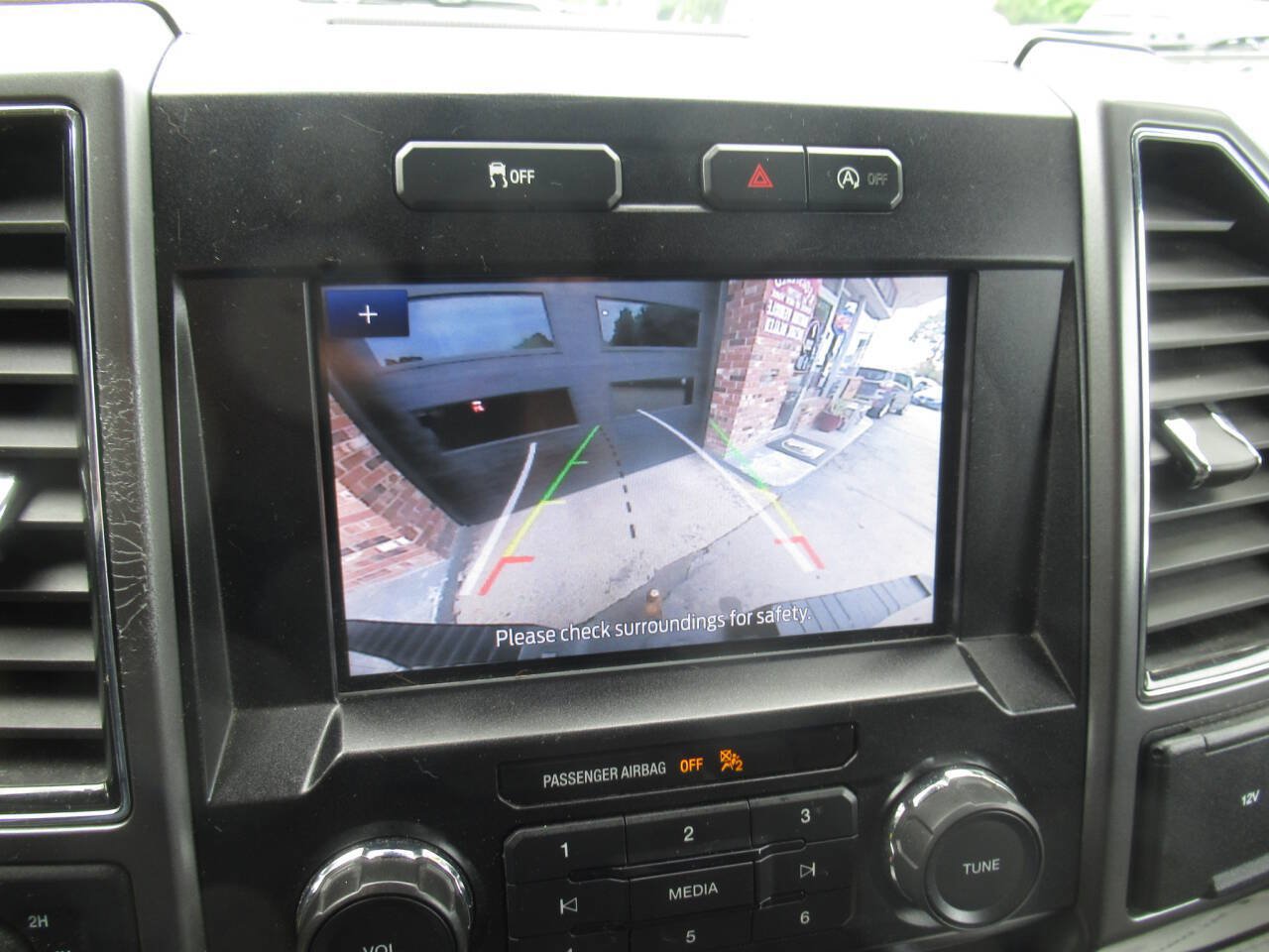 Used 2019 Ford F150 XLT AWD/4WD image 22