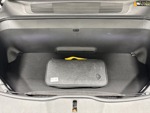 Used 2023 Rivian R1S Launch Edition image 14