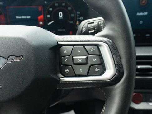 Used 2024 Ford Mustang Convertible RWD image 23