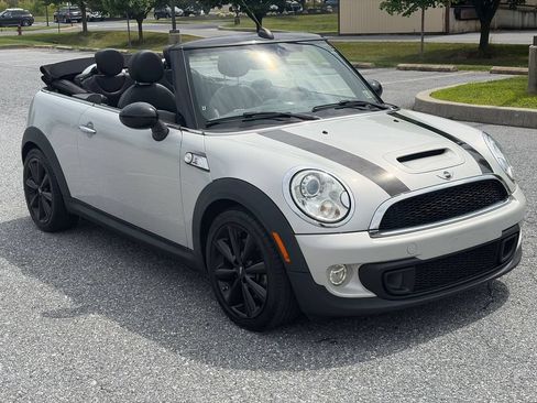 Used 2015 MINI Cooper S FWD image 11