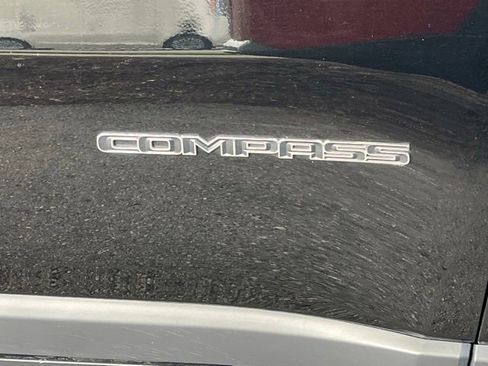Used 2023 Jeep Compass Limited AWD/4WD image 31