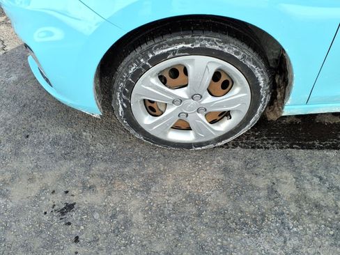 Used 2021 Chevrolet Spark LS image 9