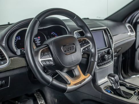 Used 2018 Jeep Grand Cherokee Trackhawk AWD/4WD image 20