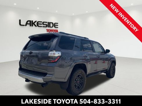 Certified 2023 Toyota 4Runner TRD Off-Road Premium w/ Moonroof Package AWD/4WD image 4