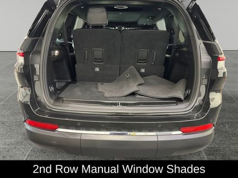 Used 2024 Jeep Grand Cherokee L Limited w/ Luxury Tech Group II image 15