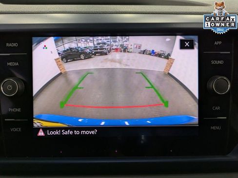 Used 2022 Volkswagen Taos SE image 14