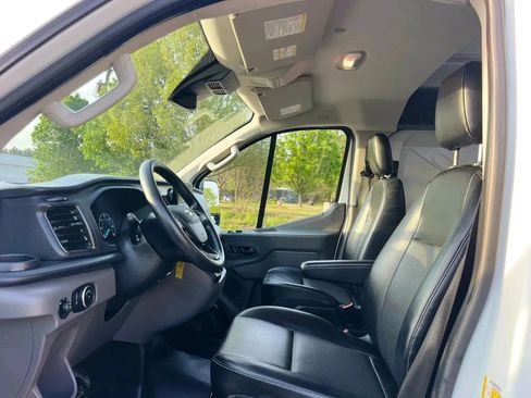 Used 2020 Ford Transit 250 Low Roof RWD image 14