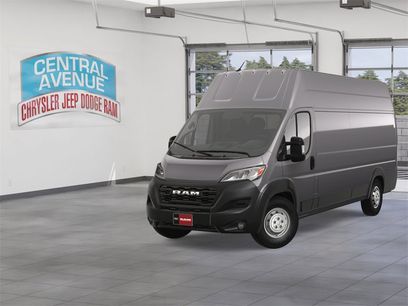 New 2025 RAM ProMaster 3500 w/ Premium Convenience Group