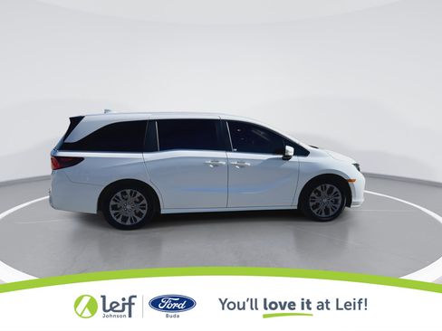 Used 2025 Honda Odyssey Touring image 9