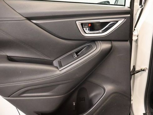 Used 2021 Subaru Forester Touring image 31