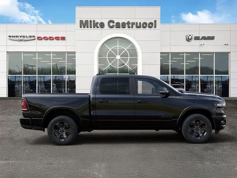 New 2026 RAM 1500 4x4 Crew Cab image 21