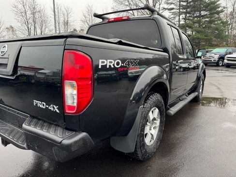 Used 2012 Nissan Frontier PRO-4X image 11