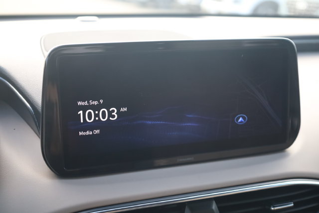 Used 2023 Hyundai Santa Fe SEL FWD image 17