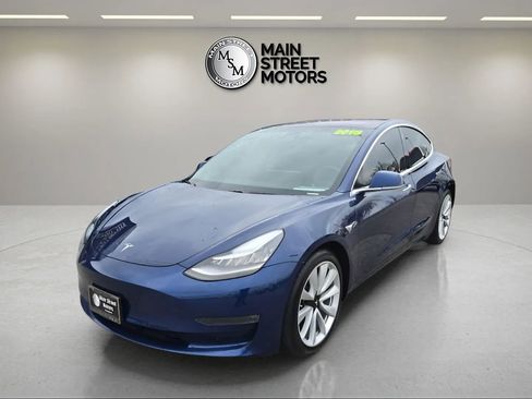 Used 2018 Tesla Model 3 Long Range image 1
