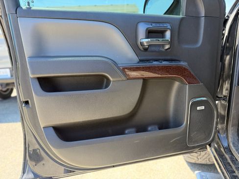 Used 2015 GMC Sierra 1500 SLT w/ SLT Crew Cab Value Package AWD/4WD image 15