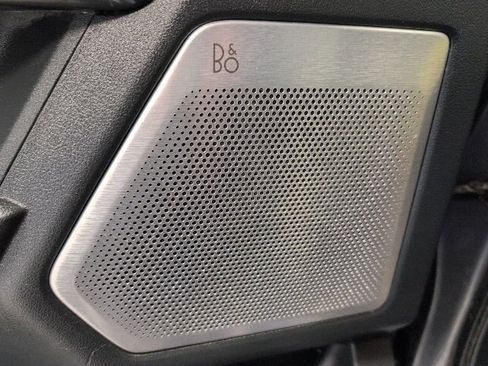 Used 2021 Ford F150 Lariat w/ Equipment Group 502A High image 19