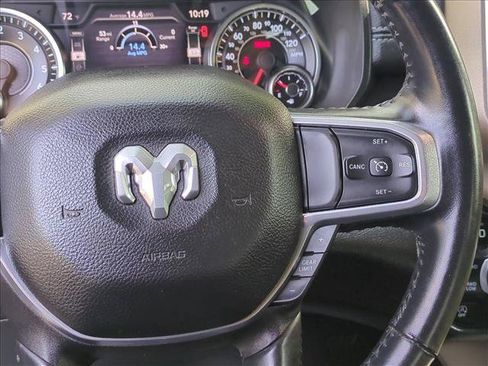 Used 2022 RAM 1500 Laramie AWD/4WD image 30