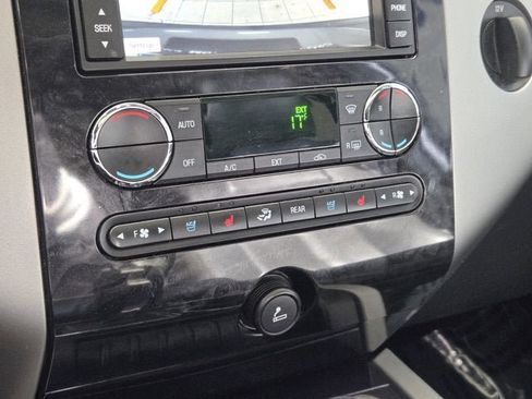Used 2012 Ford Expedition EL Limited image 30