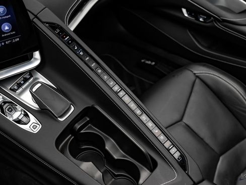 Used 2022 Chevrolet Corvette Stingray Preferred Cpe w/ Z51 Performance Package RWD image 66