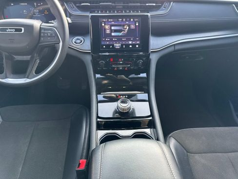 Used 2023 Jeep Grand Cherokee L Laredo AWD/4WD image 24