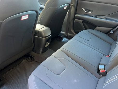 New 2026 Hyundai Elantra Hybrid FWD image 11
