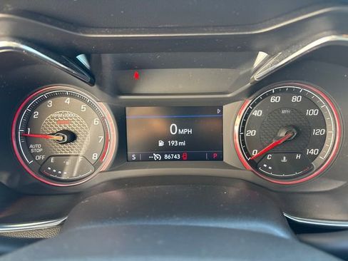 Used 2022 Chevrolet TrailBlazer RS w/ Technology Package image 26