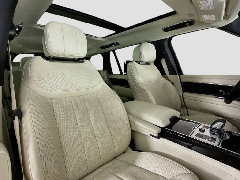 Used 2023 Land Rover Range Rover Long Wheelbase Autobiography AWD/4WD image 14