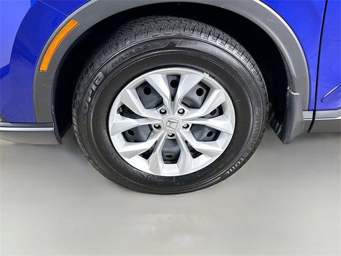 Certified 2025 Honda CR-V LX image 10