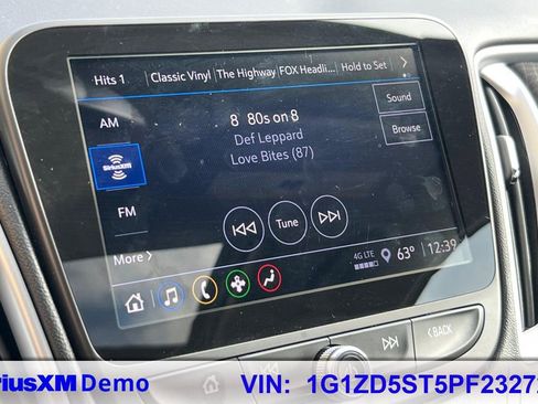 Used 2023 Chevrolet Malibu LT image 23