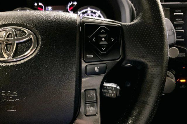 Used 2023 Toyota 4Runner TRD Off-Road Premium w/ Off Road Premium Plus Package AWD/4WD image 19