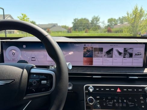 New 2026 Genesis GV80 2.5T Prestige AWD/4WD image 17