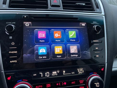 Used 2018 Subaru Outback 2.5i Premium image 8