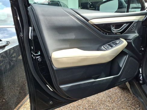 Used 2023 Subaru Outback Limited image 18