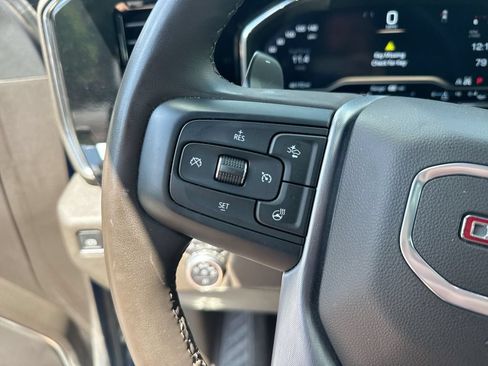 Used 2024 GMC Sierra 1500 SLT w/ SLT Premium Package AWD/4WD image 17