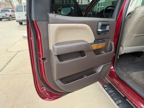 Used 2017 Chevrolet Silverado 1500 LTZ w/ Sport Package image 12