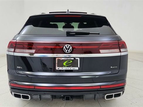 Used 2024 Volkswagen Atlas Cross Sport SEL Premium R-Line image 5