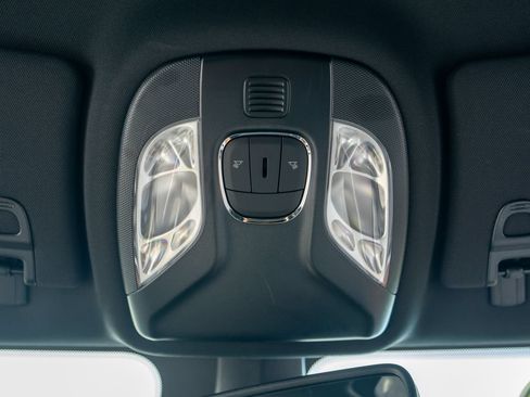 Used 2025 Jeep Compass Limited AWD/4WD image 22