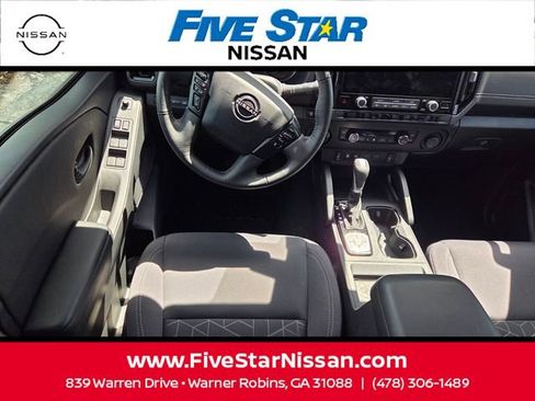 Used 2026 Nissan Frontier SV w/ SV Convenience Package AWD/4WD image 9
