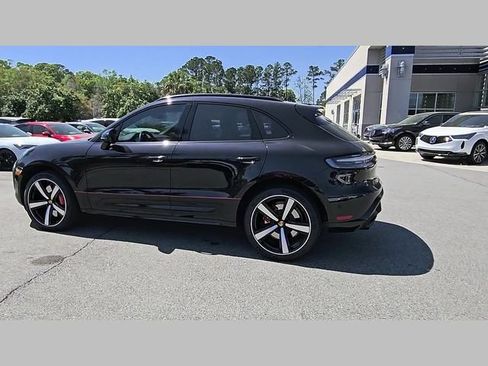 Used 2022 Porsche Macan GTS AWD/4WD image 23