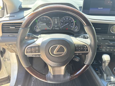 Used 2018 Lexus RX 350 AWD w/ Premium Package image 18