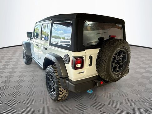 Used 2023 Jeep Wrangler Unlimited w/ 8.4" Radio Group AWD/4WD image 8