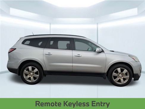 Used 2017 Chevrolet Traverse Premier image 5