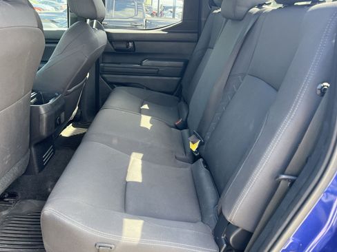 Used 2025 Toyota Tacoma SR5 AWD/4WD image 24