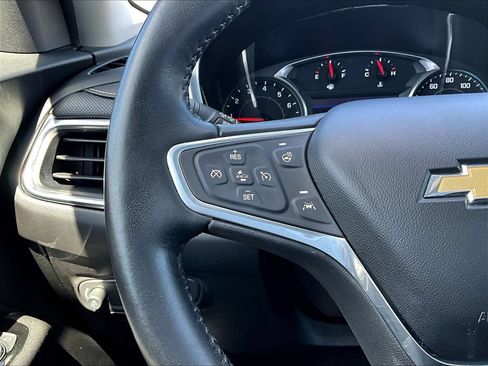 Used 2022 Chevrolet Equinox Premier AWD/4WD image 14