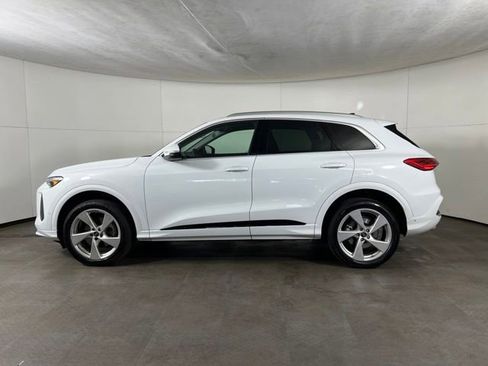 Used 2025 Audi Q5 Premium Plus w/ Premium Plus AWD/4WD image 4
