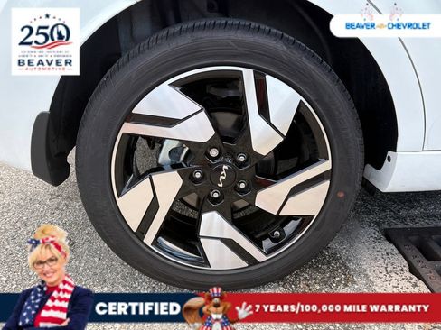 Used 2025 Kia Soul GT-Line w/ GT-Line Technology Package FWD image 10