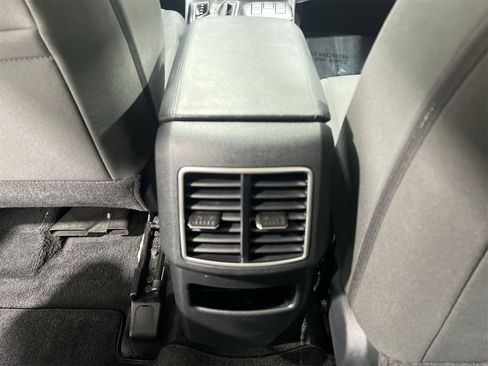 Used 2024 Kia Sportage LX image 20