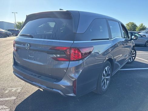 Used 2026 Honda Odyssey EX-L image 11